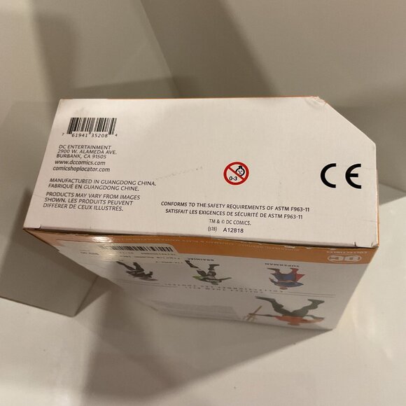 DC Essentials Aquaman Action Figure 7" Collectible With Trident & Box - Picture 8 of 9